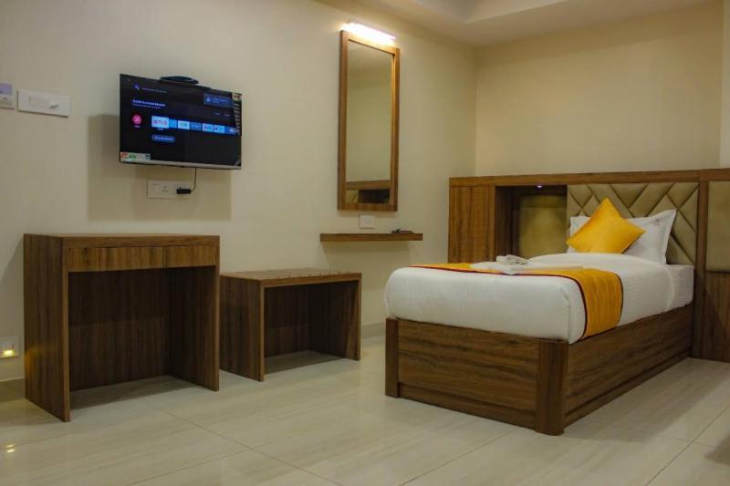 Rr Mount Elite Suites 钦奈 外观 照片
