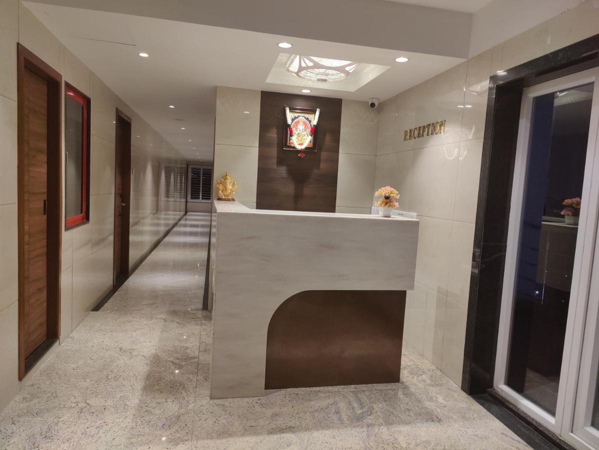 Rr Mount Elite Suites 钦奈 外观 照片