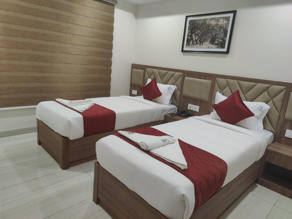 Rr Mount Elite Suites 钦奈 外观 照片
